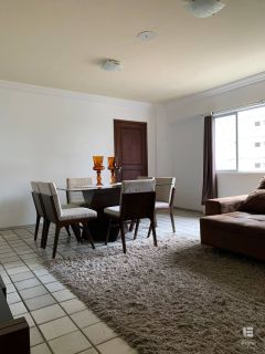 Apartamento para Vender com 3 quartos a 100 metros do Mar