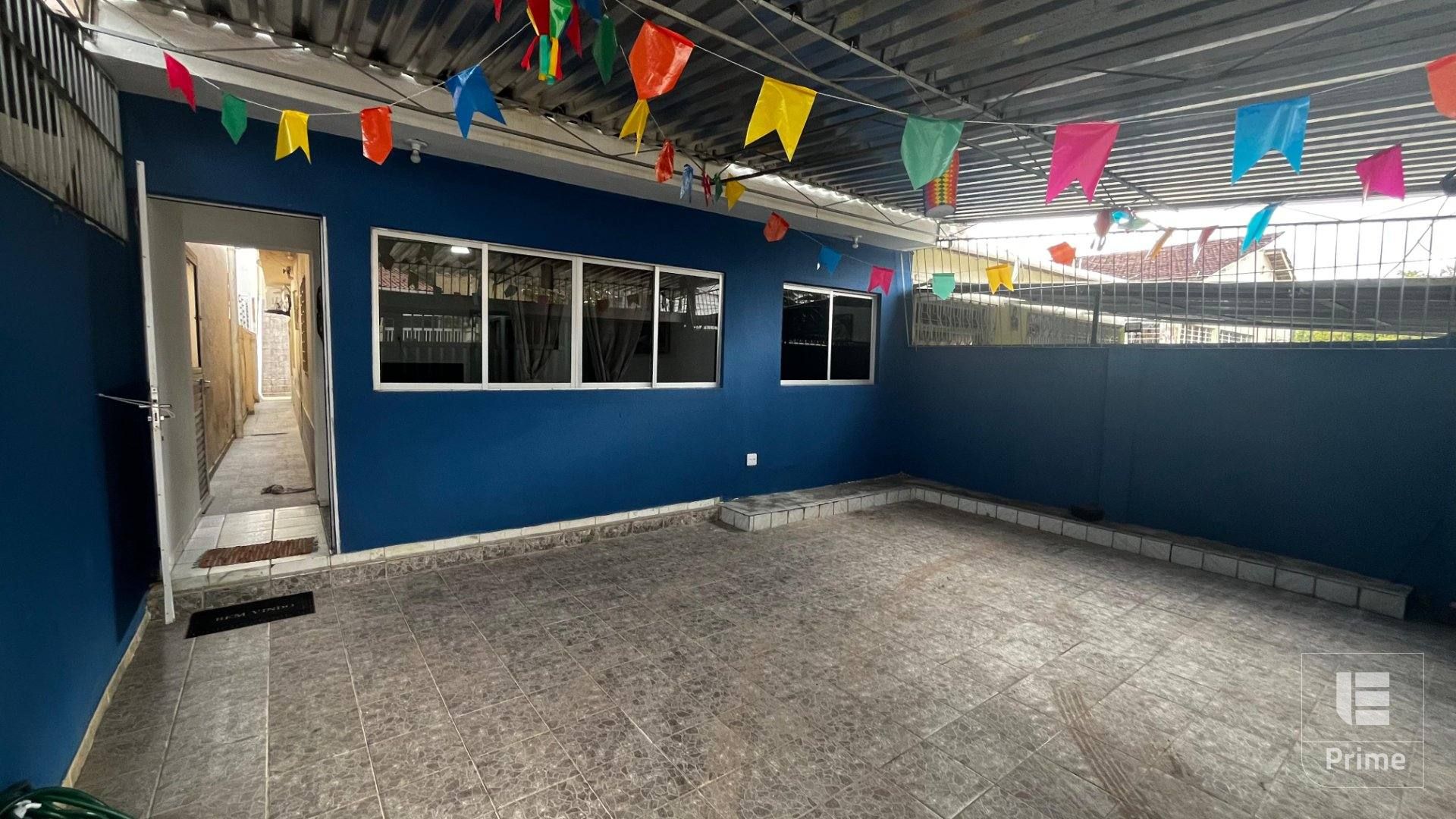 Casa a venda 3 quartos no Cordeiro