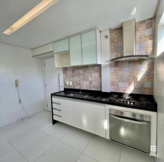 Apartamento a venda 3 quartos 1 suíte, 2 vagas cobertas no espinheiro.