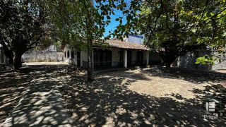 Casa com Lote para Venda em Candeias a 100m do mar