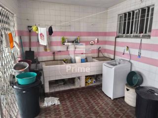 Casa para Vender com 4 quartos 1 Suíte em Casa Amarela