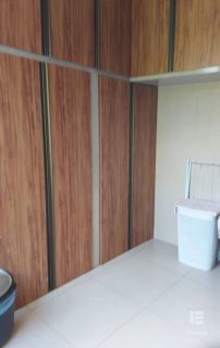 Oportunidade no Espinheiro: 3 Quartos, 2 Vagas e Excelente Localização