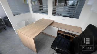 Imperdível! Sala Comercial Completa, Climatizada e Pronta para Trabalhar
