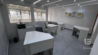 Imperdível! Sala Comercial Completa, Climatizada e Pronta para Trabalhar