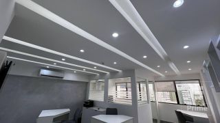 Imperdível! Sala Comercial Completa, Climatizada e Pronta para Trabalhar