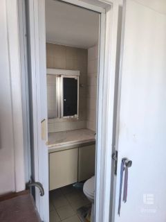Madalena, beira-rio, 3 quartos, com duas vagas de garagens, posição nascente.