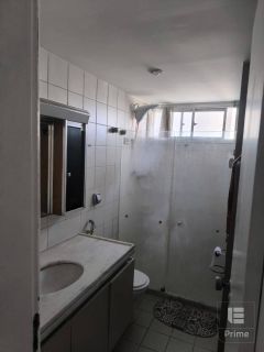 Madalena, beira-rio, 3 quartos, com duas vagas de garagens, posição nascente.