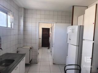 Madalena, beira-rio, 3 quartos, com duas vagas de garagens, posição nascente.