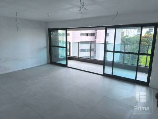 Apartamento com 3 suítes em Casa Forte, alto padrão Moura Dubeux