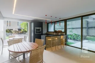 Apartamento com 3 suítes em Casa Forte, alto padrão Moura Dubeux