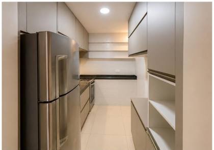 Apartamento Para Vender com 3 quartos 1 suítes no bairro Cordeiro em Recife