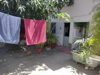 Casa com sobrado no bairro de Campo Grande, próxima a estrada de Belém.