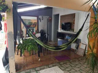 Excelente Casa com 2 quartos e Edícula no Centro de Penha