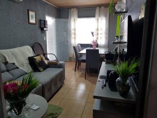 Excelente Casa com 2 quartos e Edícula no Centro de Penha