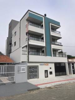 Apartamento Para Vender com 2 quartos 1 suítes no bairro Gravatá em Navegantes