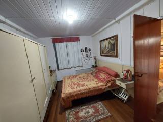 Casa Para Vender com 6 quartos no bairro Armação em Penha