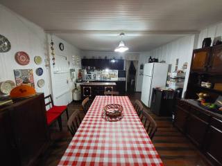 Casa Para Vender com 6 quartos no bairro Armação em Penha