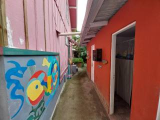 Casa Para Vender com 6 quartos no bairro Armação em Penha