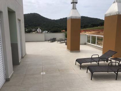 Apartamento Para Vender com 2 quartos 1 suítes no bairro Praia de Armação do Itapocorói em Penha