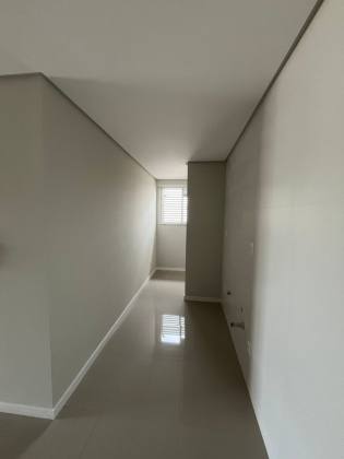 Apartamento Para Vender com 2 quartos 1 suítes no bairro Praia de Armação do Itapocorói em Penha