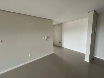 Apartamento Para Vender com 2 quartos 1 suítes no bairro Praia de Armação do Itapocorói em Penha