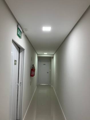 Apartamento Para Vender com 2 quartos 1 suítes no bairro Praia de Armação do Itapocorói em Penha