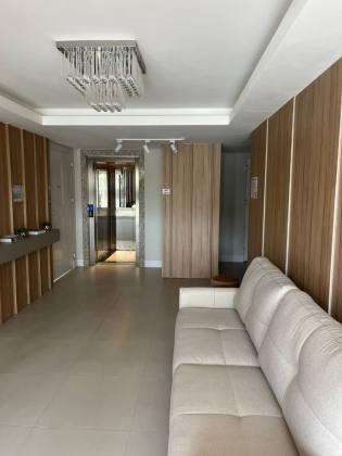 Apartamento Para Vender com 2 quartos 1 suítes no bairro Praia de Armação do Itapocorói em Penha