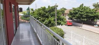 Casa Para Vender com 5 quartos 1 suítes no bairro Meia Praia em Navegantes