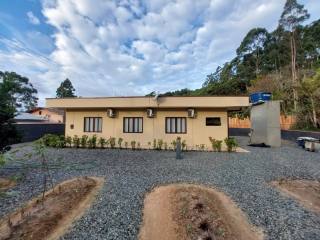 Casa Para Vender com 3 quartos no bairro Santa Lidia em Penha