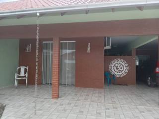 Casa Semimobiliada na Praia Alegre em Penha