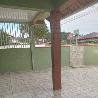 Casa Semimobiliada na Praia Alegre em Penha