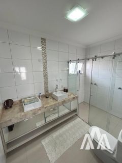 Sobrado Espetacular em Balneário Piçarras!