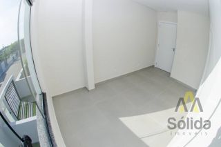 Sobrado Para Vender com 2 quartos 2 suítes no bairro Praia de Armação do Itapocorói em Penha