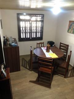 Casa de esquina pronta para morar