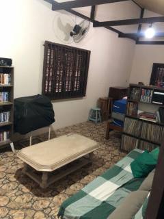 Casa de esquina pronta para morar