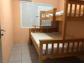 Casa à Venda - Apenas 200 metros do Mar!