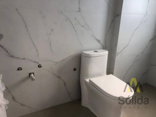 Apartamento Para Vender com 3 quartos 3 suítes no bairro Centro em Balneário Piçarras