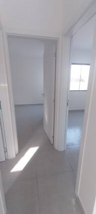 Apartamento com 2 Dormitórios, Churrasqueira e Vaga de Garagem!