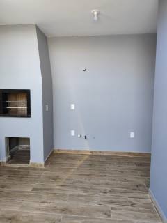 Excelente casa com 3 Dormitórios, sendo 1 Suíte em Balneário Piçarras