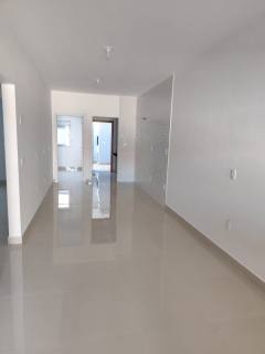Excelente casa com 3 Dormitórios, sendo 1 Suíte em Balneário Piçarras