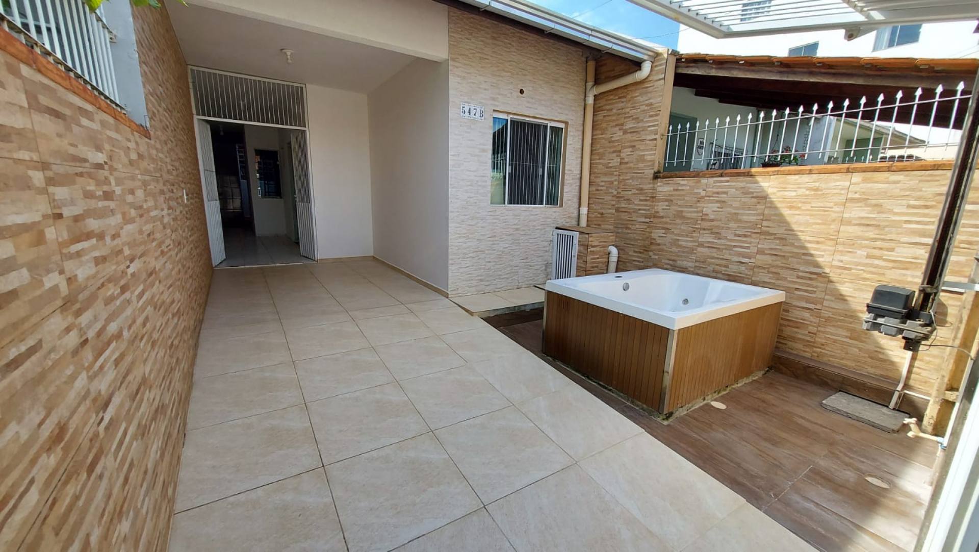 Casa com 1 suíte e 1 Dormitório No Itacolomi a 750m da Praia