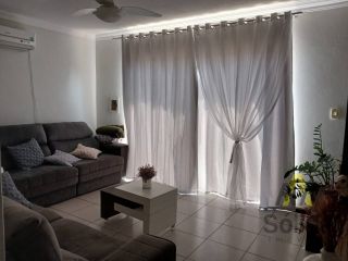 Casa Para Vender Com Piscina no Centro em Penha