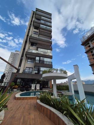 Apartamento Para Vender com 3 quartos 1 suíte no bairro Meia Praia em Itapema