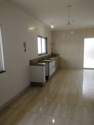Casa de Condomínio Para Vender com 3 quartos sendo 1 suíte no bairro Centro em Balneário Piçarras