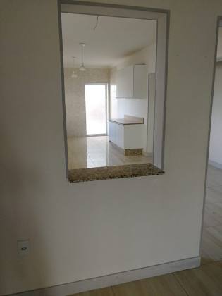 Casa de Condomínio Para Vender com 3 quartos sendo 1 suíte no bairro Centro em Balneário Piçarras