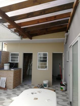 Casa de Condomínio Para Vender com 3 quartos sendo 1 suíte no bairro Centro em Balneário Piçarras