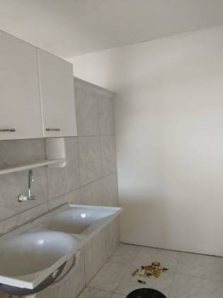 Casa de Condomínio Para Vender com 3 quartos sendo 1 suíte no bairro Centro em Balneário Piçarras