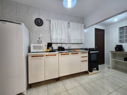 casa de 2 andares no coração da cidade de Penha