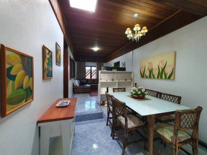 casa de 2 andares no coração da cidade de Penha