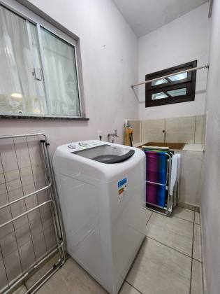 casa de 2 andares no coração da cidade de Penha